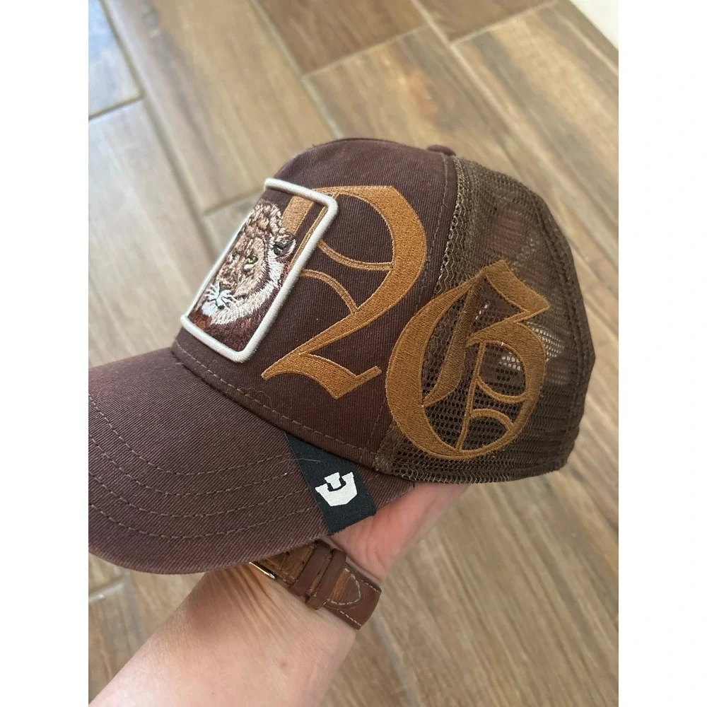 Goorin Bros The Farm King OLD ENGLISH Adjustable Snapback Trucker Hat Brown‎